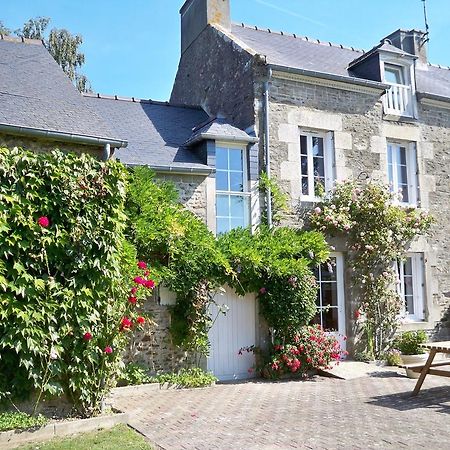 Gite De La Caminais Pleurtuit Oda fotoğraf