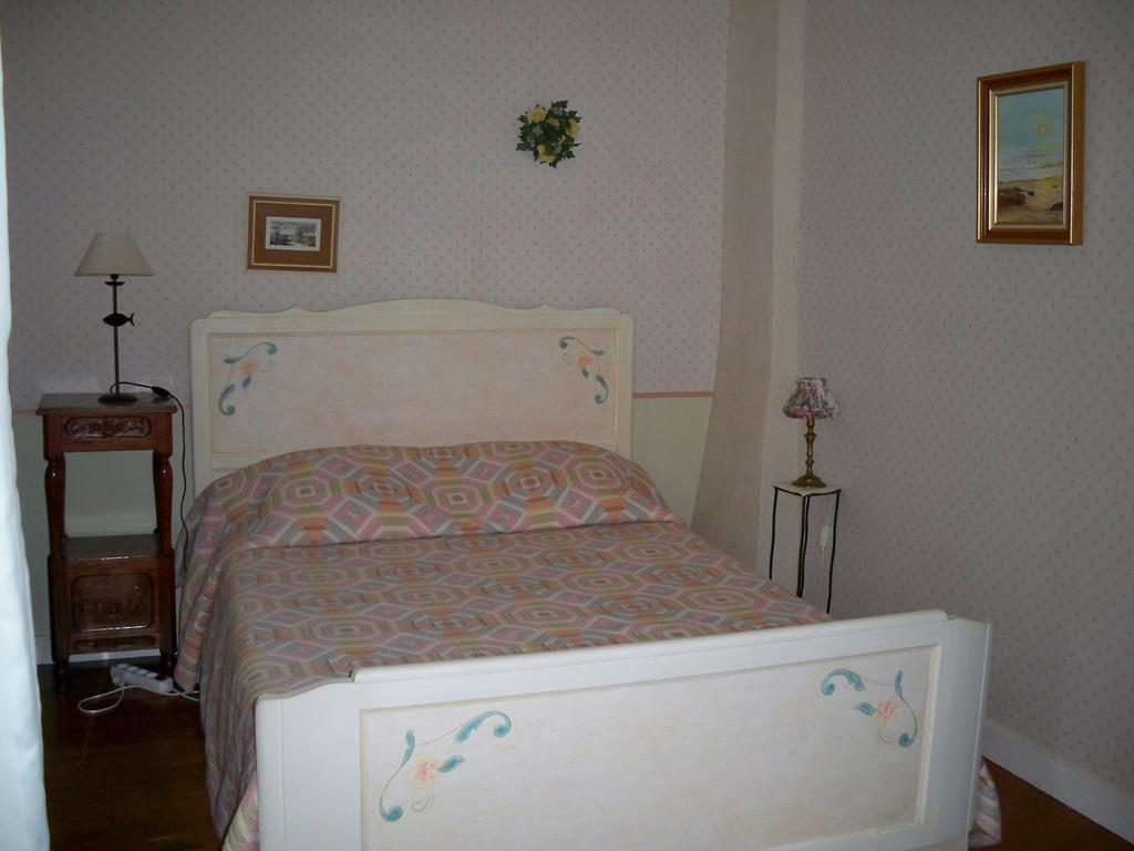 Gite De La Caminais Pleurtuit Oda fotoğraf